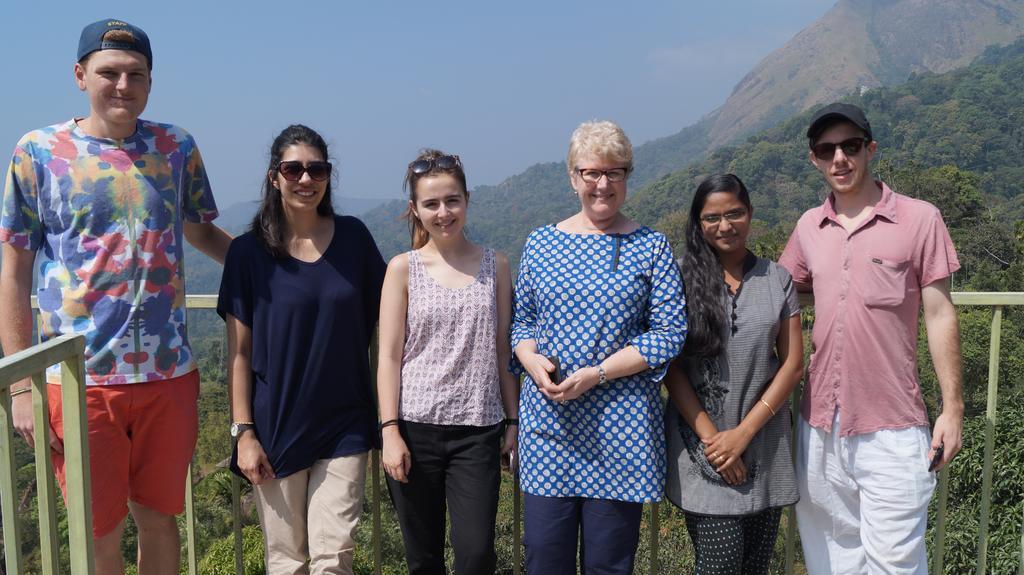 Grace Inn Munnar Homestay Buitenkant foto