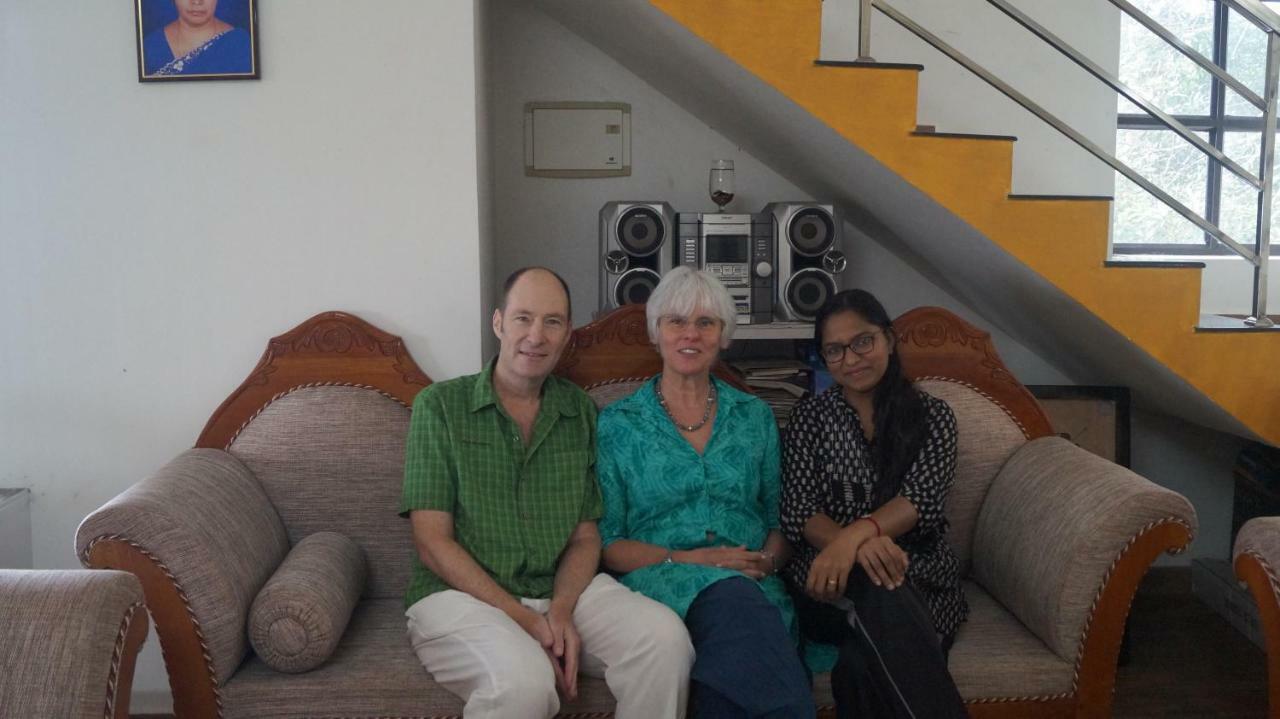 Grace Inn Munnar Homestay Buitenkant foto